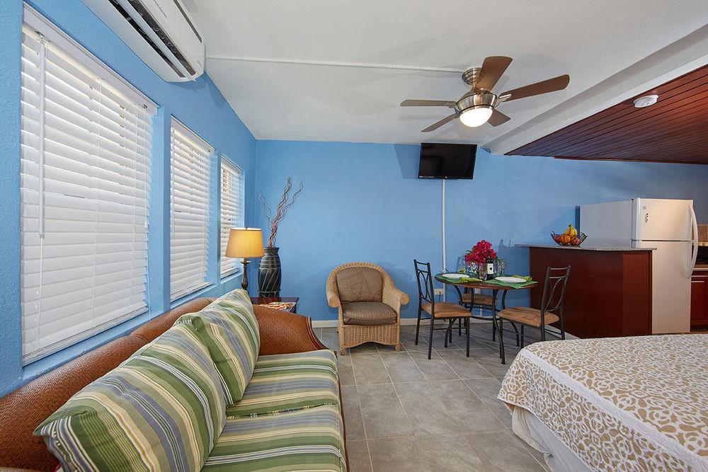 Paradise Cove Ocean Front Villas And Suites Nazareth Екстериор снимка